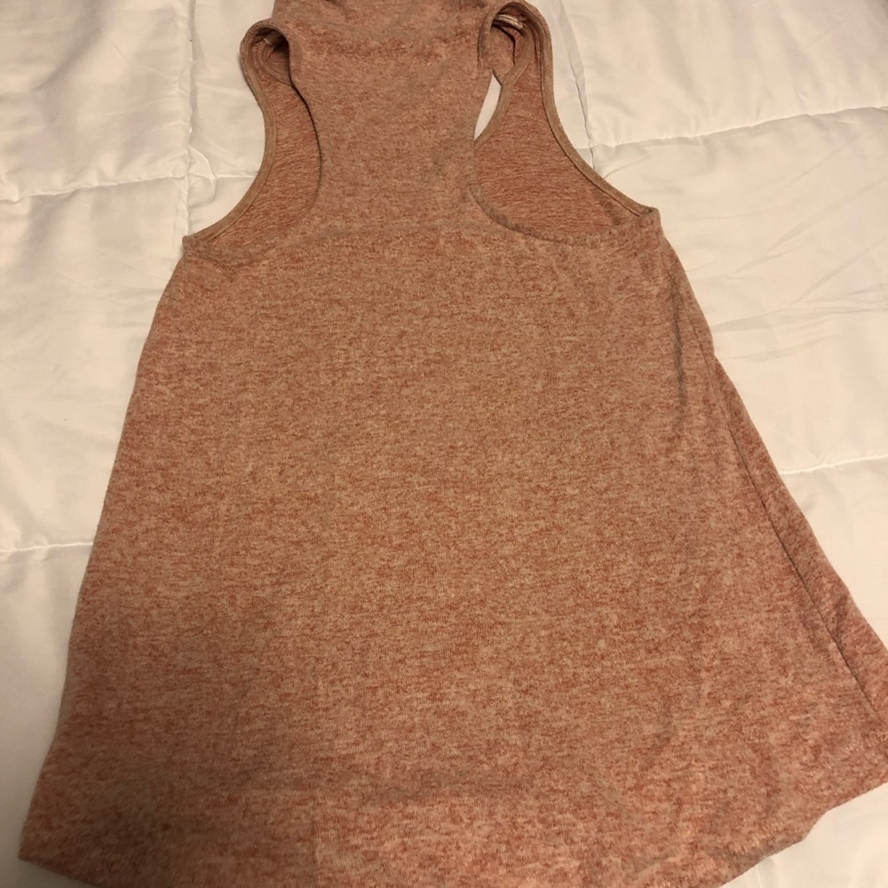 Hooded super light sweatshirt tank top. ☺️ - Picture 3 of 5